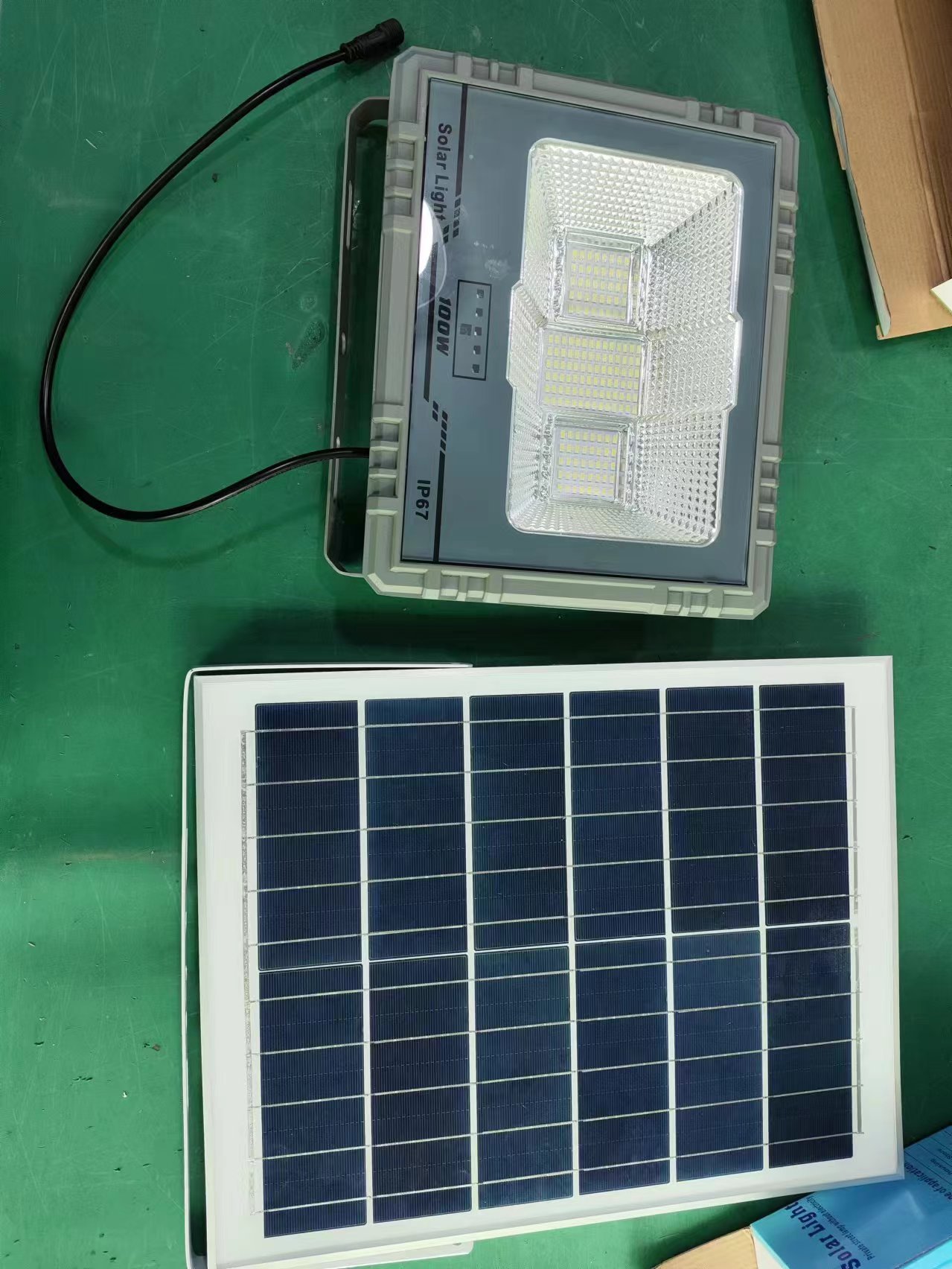 Projecteur solaire